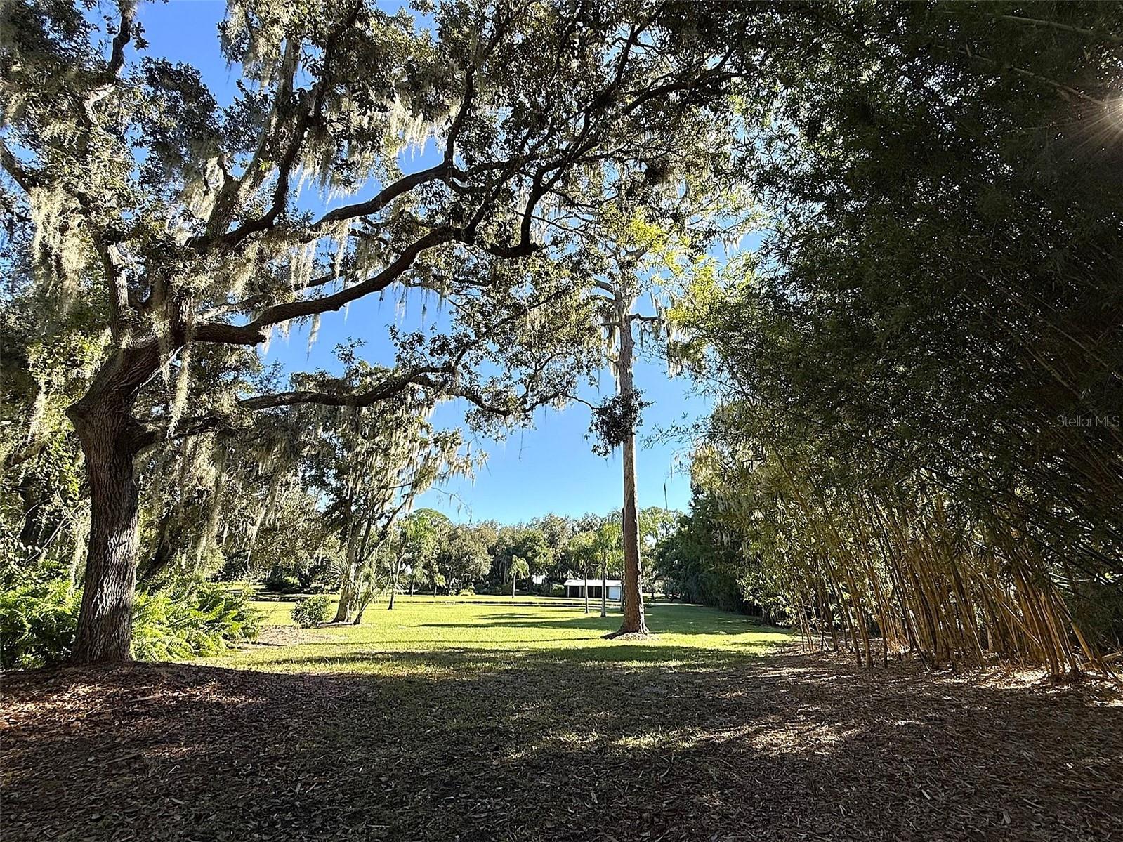 WALK/WATER LAKE ESTATES PH 3 UN 4 - Residential