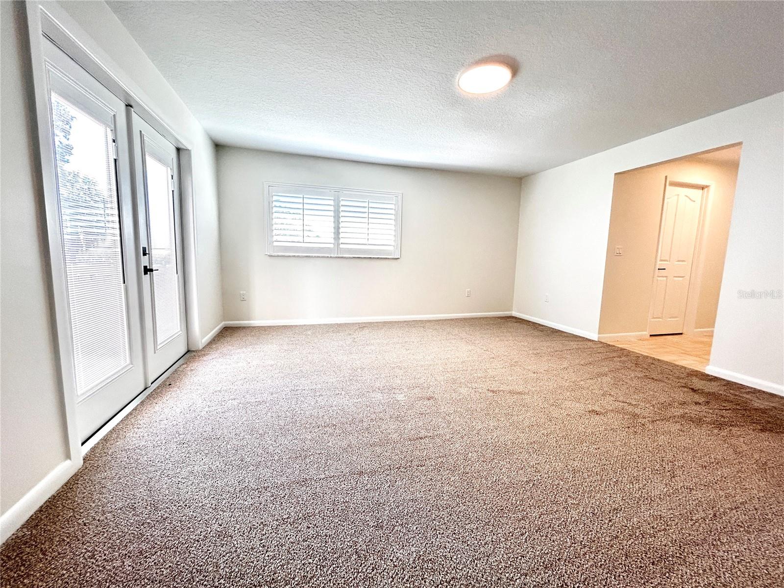 WALK/WATER LAKE ESTATES PH 3 UN 4 - Residential