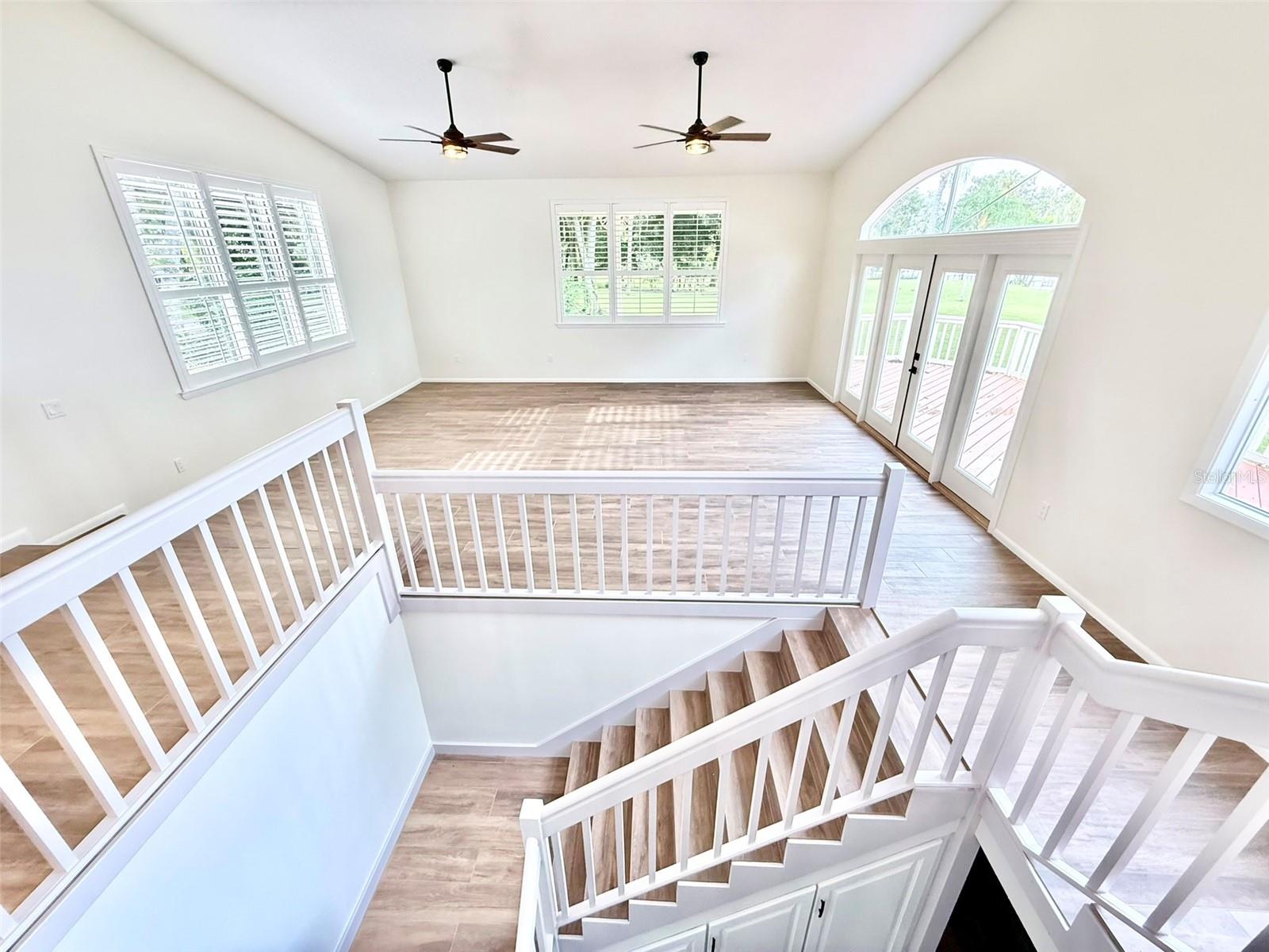 WALK/WATER LAKE ESTATES PH 3 UN 4 - Residential