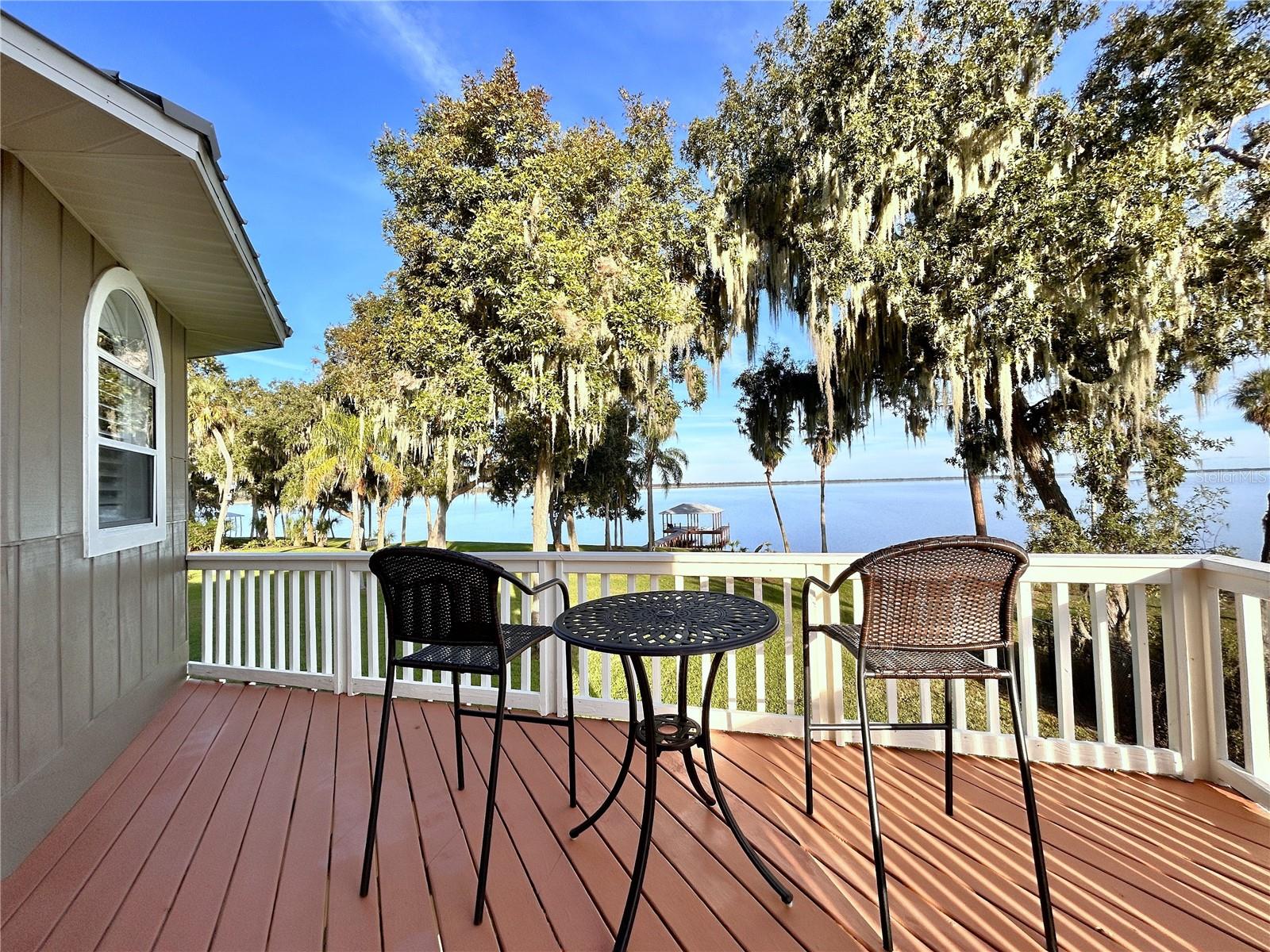 WALK/WATER LAKE ESTATES PH 3 UN 4 - Residential