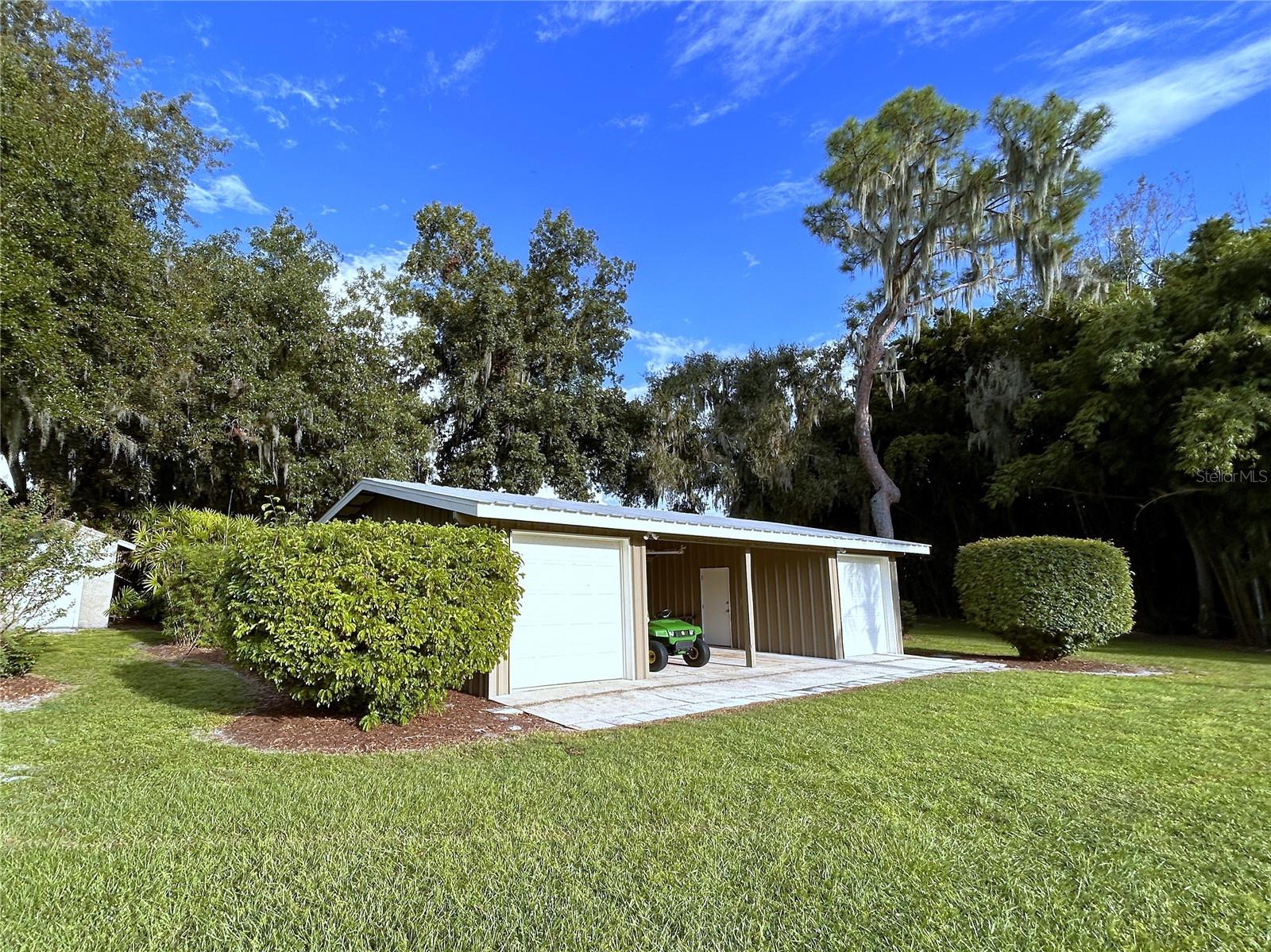 WALK/WATER LAKE ESTATES PH 3 UN 4 - Residential