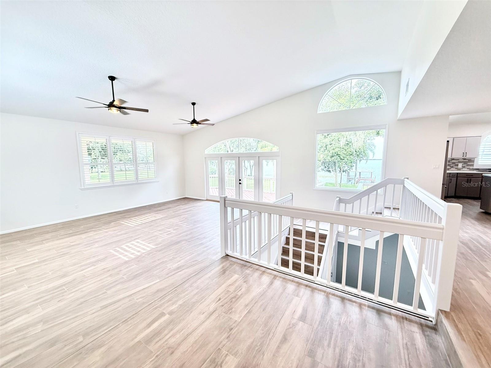 WALK/WATER LAKE ESTATES PH 3 UN 4 - Residential