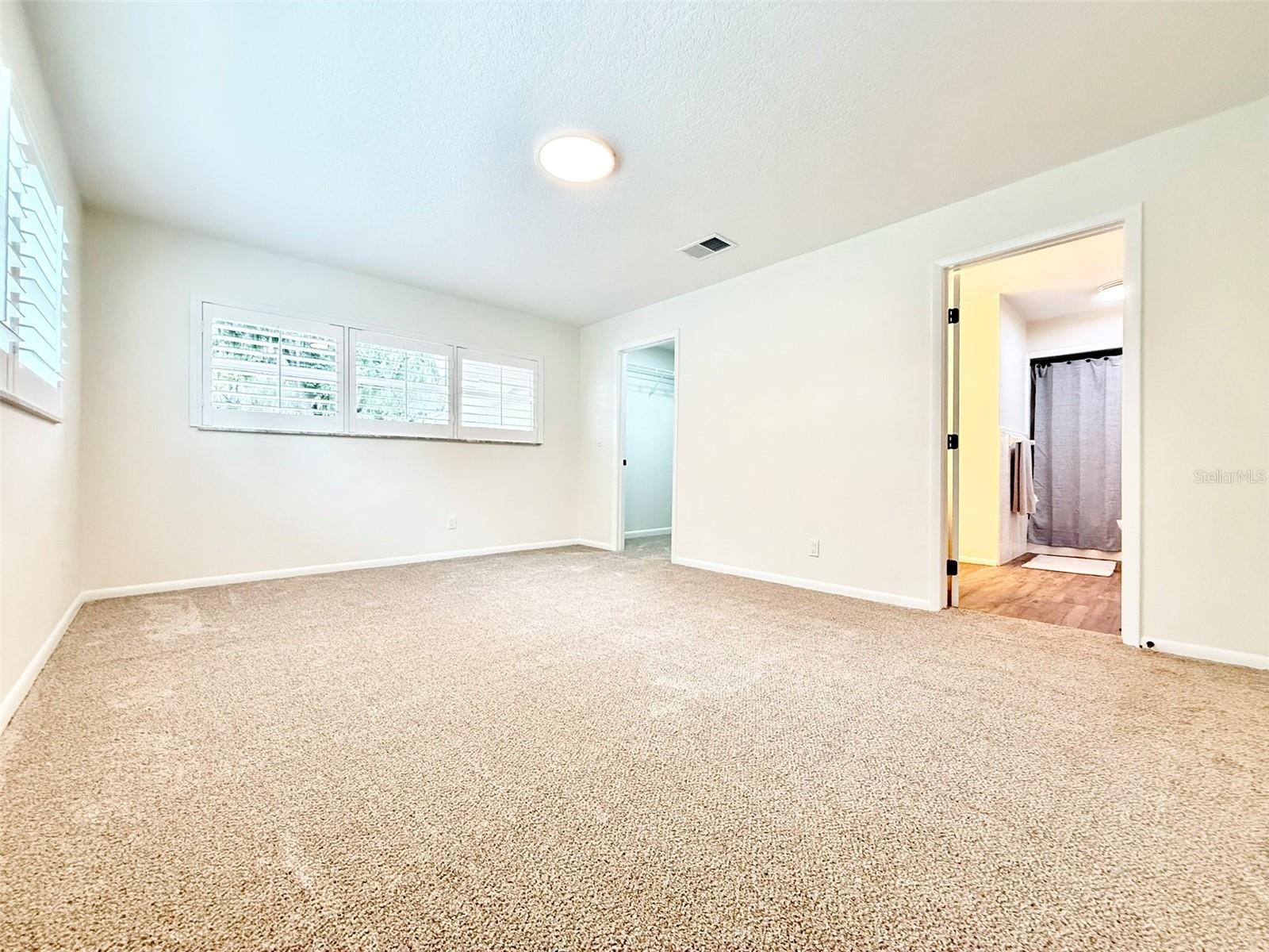 WALK/WATER LAKE ESTATES PH 3 UN 4 - Residential