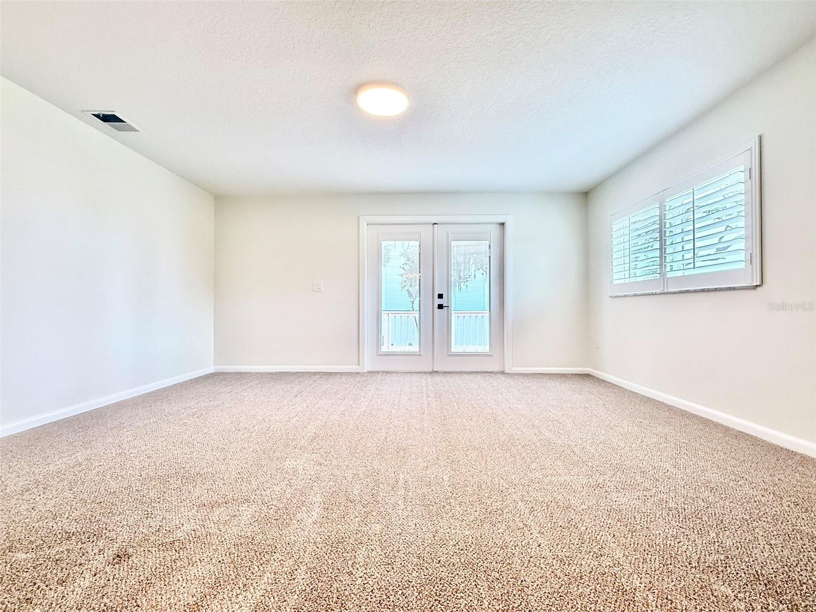 WALK/WATER LAKE ESTATES PH 3 UN 4 - Residential