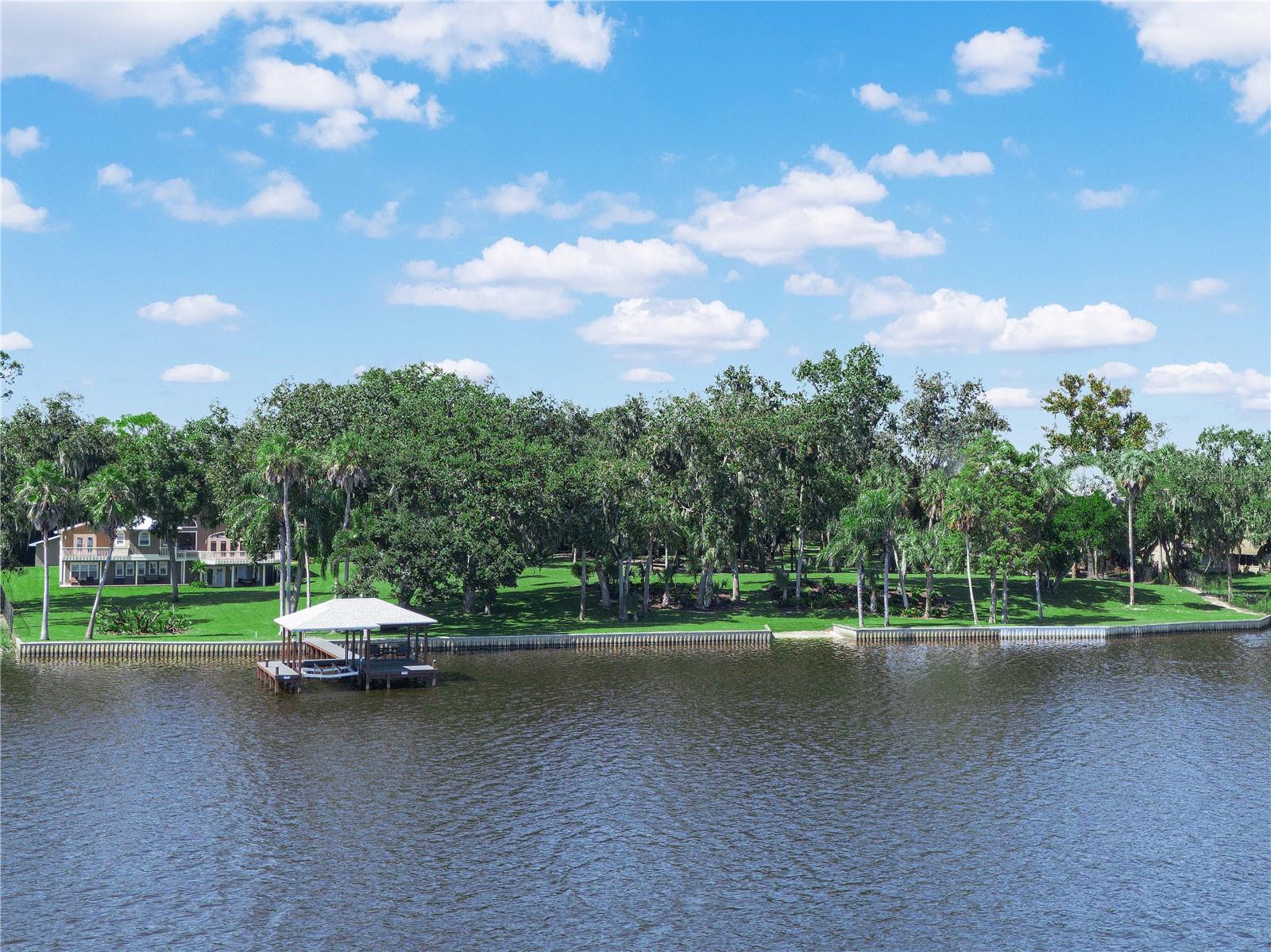 WALK/WATER LAKE ESTATES PH 3 UN 4 - Residential