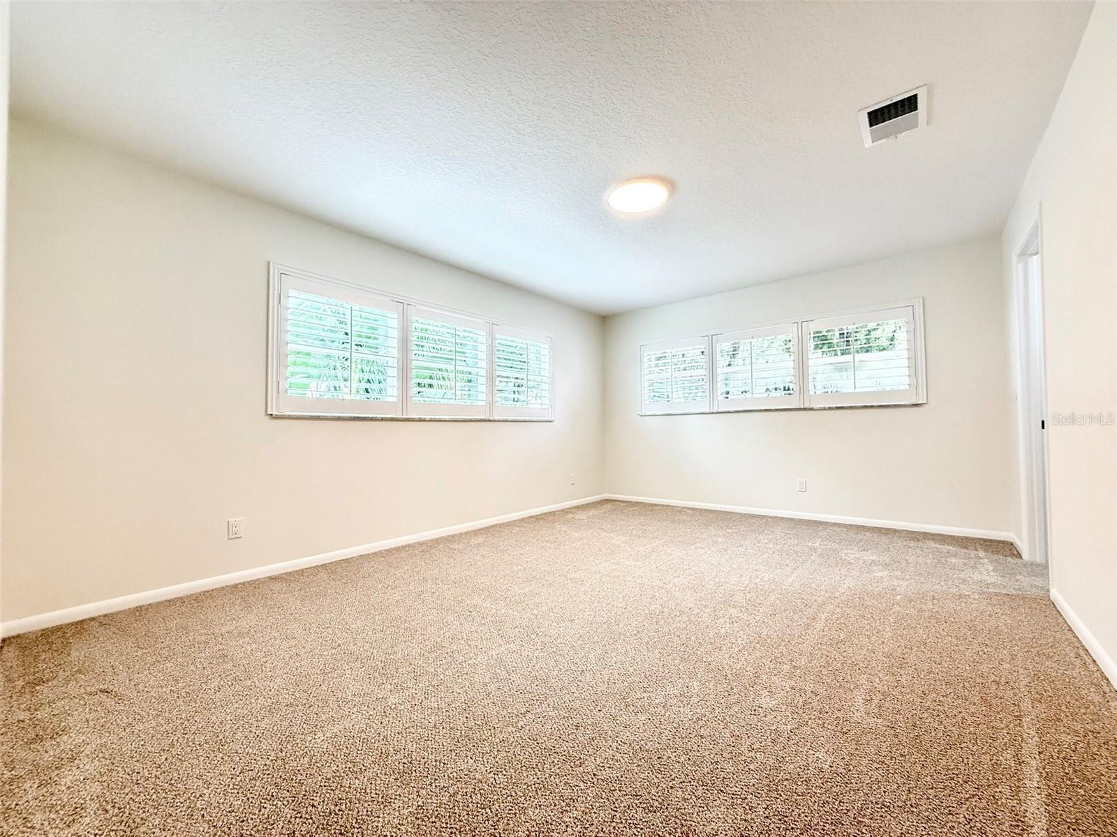 WALK/WATER LAKE ESTATES PH 3 UN 4 - Residential