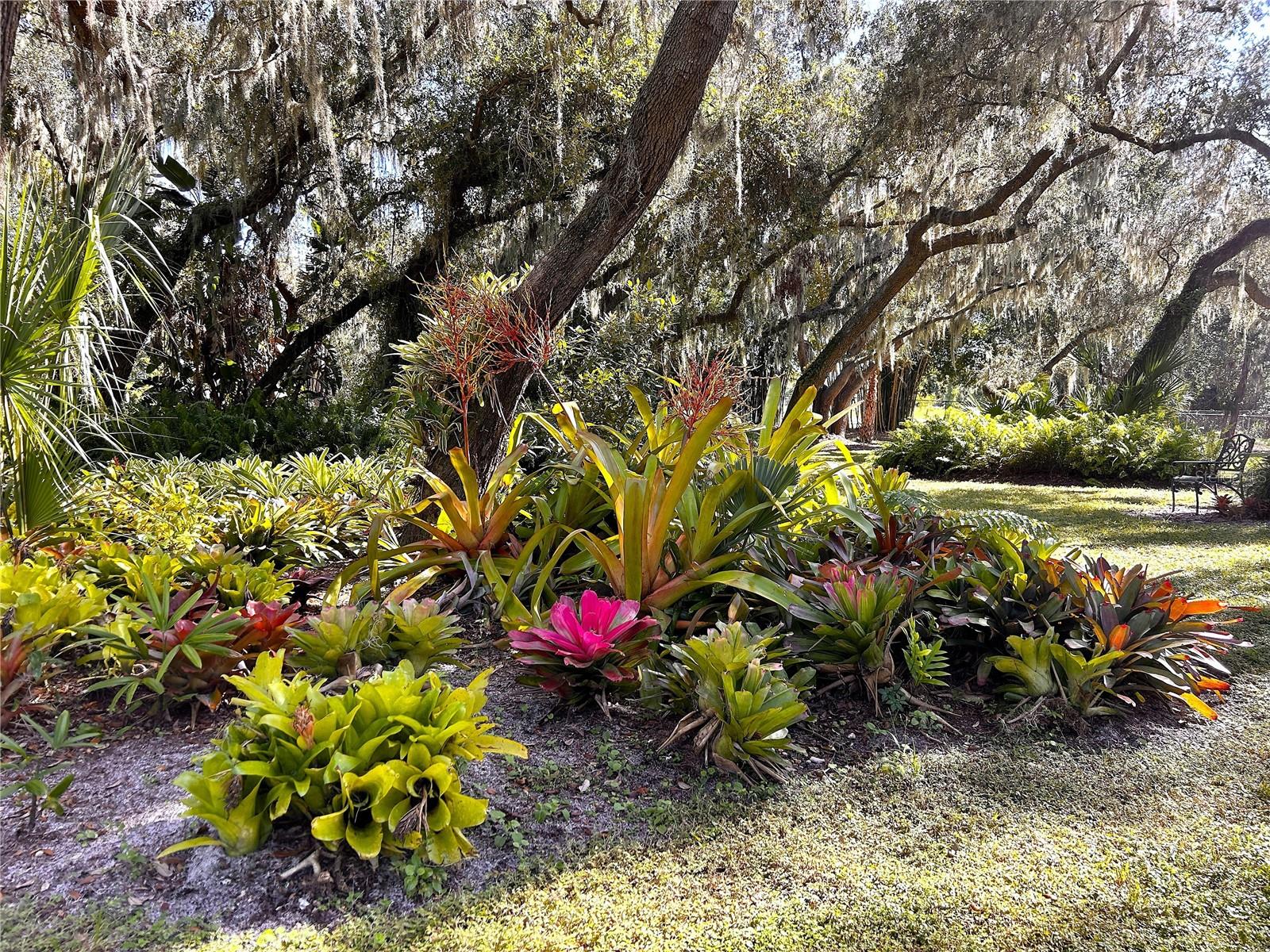 WALK/WATER LAKE ESTATES PH 3 UN 4 - Residential