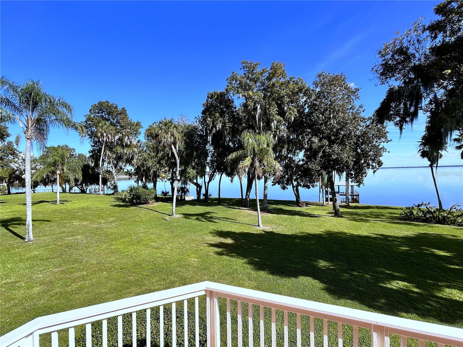 WALK/WATER LAKE ESTATES PH 3 UN 4 - Residential