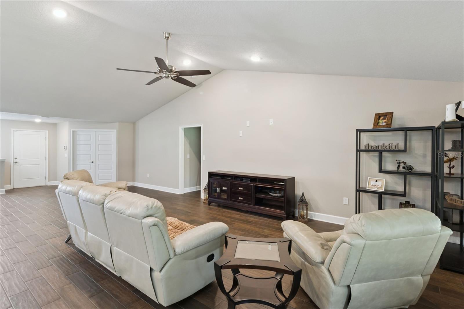 LAKE JULIANA ESTATES - Residential