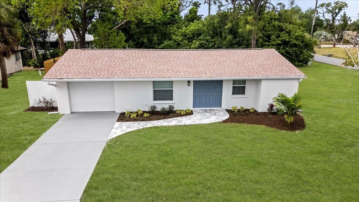 SOUTH VENICE - Residential