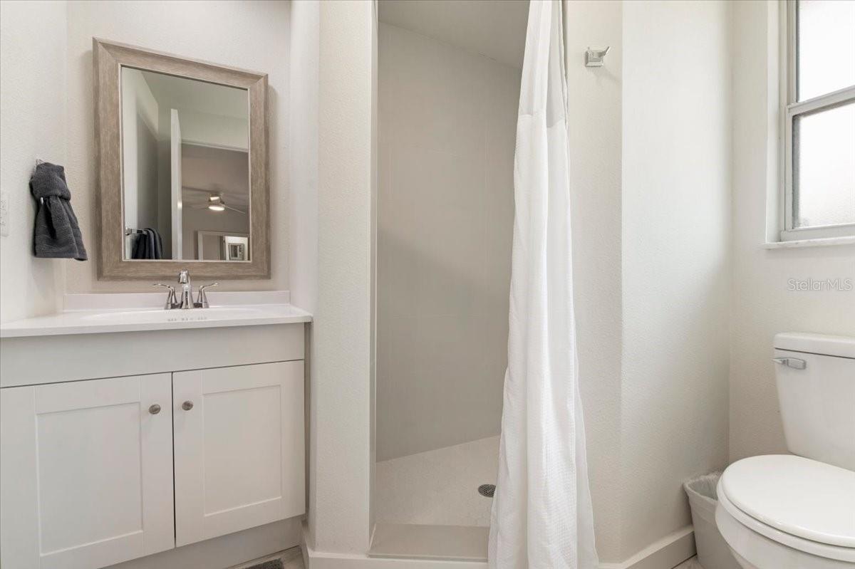 SOUTH VENICE - Residential