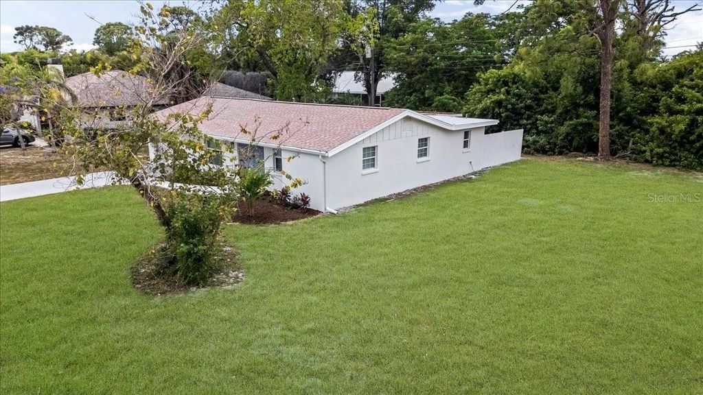 Photo of 1160 Olympia Road, Venice, FL 34293 (MLS # N6144010)