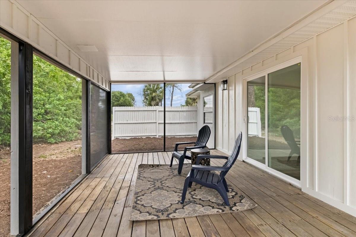 SOUTH VENICE - Residential