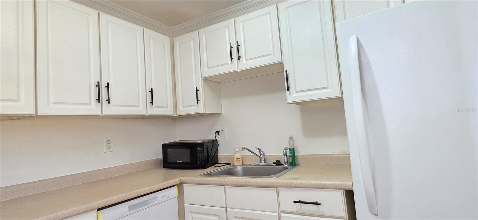 DAYTONA BEACH GOLF & COUNTRY CLUB - Residential Lease