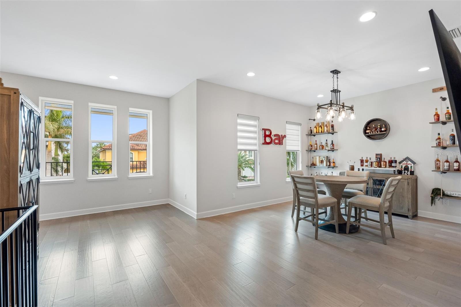 REDINGTON SHORES YACHT & TENNIS CLUB - Residential