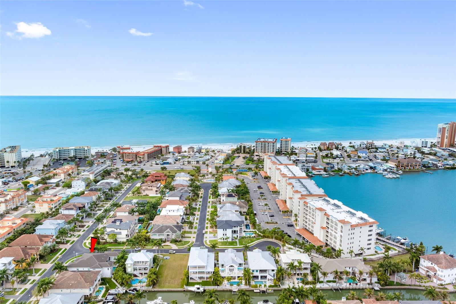 REDINGTON SHORES YACHT & TENNIS CLUB - Residential