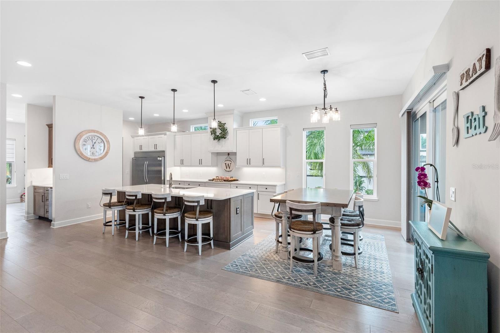 REDINGTON SHORES YACHT & TENNIS CLUB - Residential