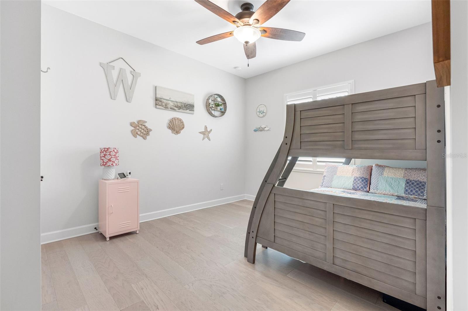 REDINGTON SHORES YACHT & TENNIS CLUB - Residential