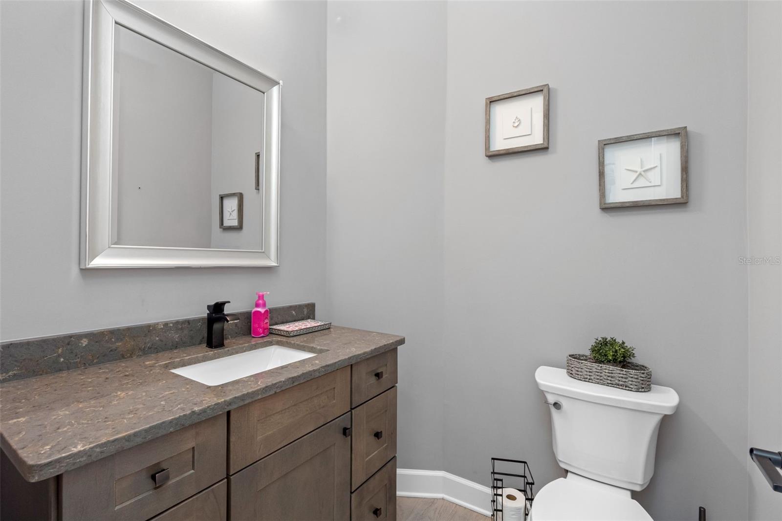 REDINGTON SHORES YACHT & TENNIS CLUB - Residential