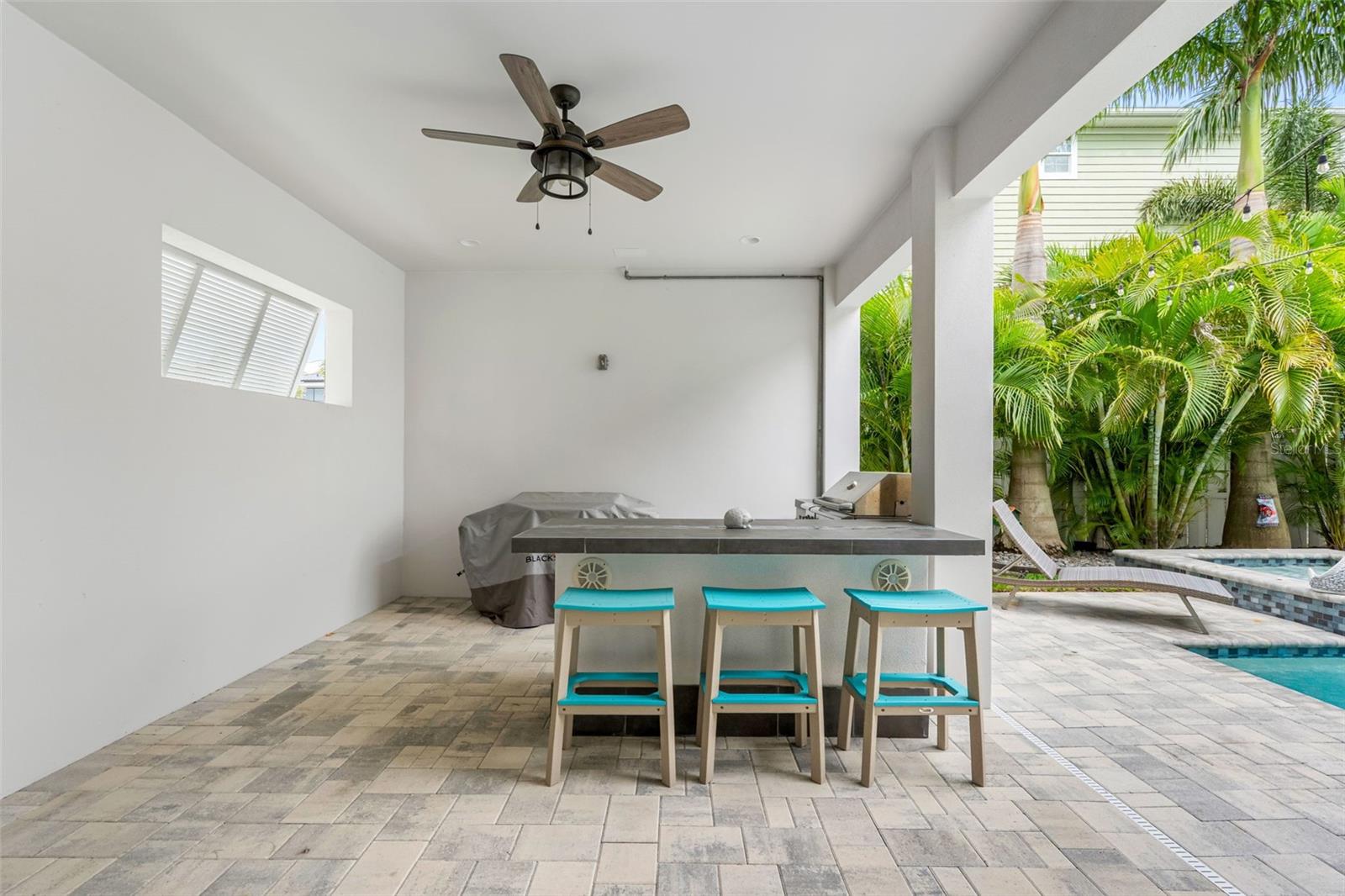 REDINGTON SHORES YACHT & TENNIS CLUB - Residential