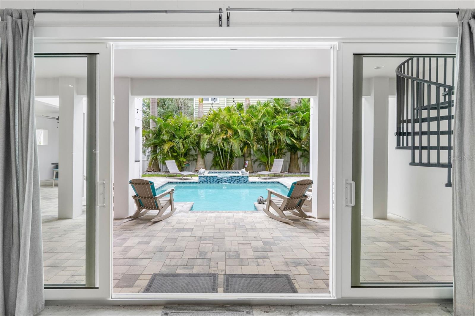 REDINGTON SHORES YACHT & TENNIS CLUB - Residential