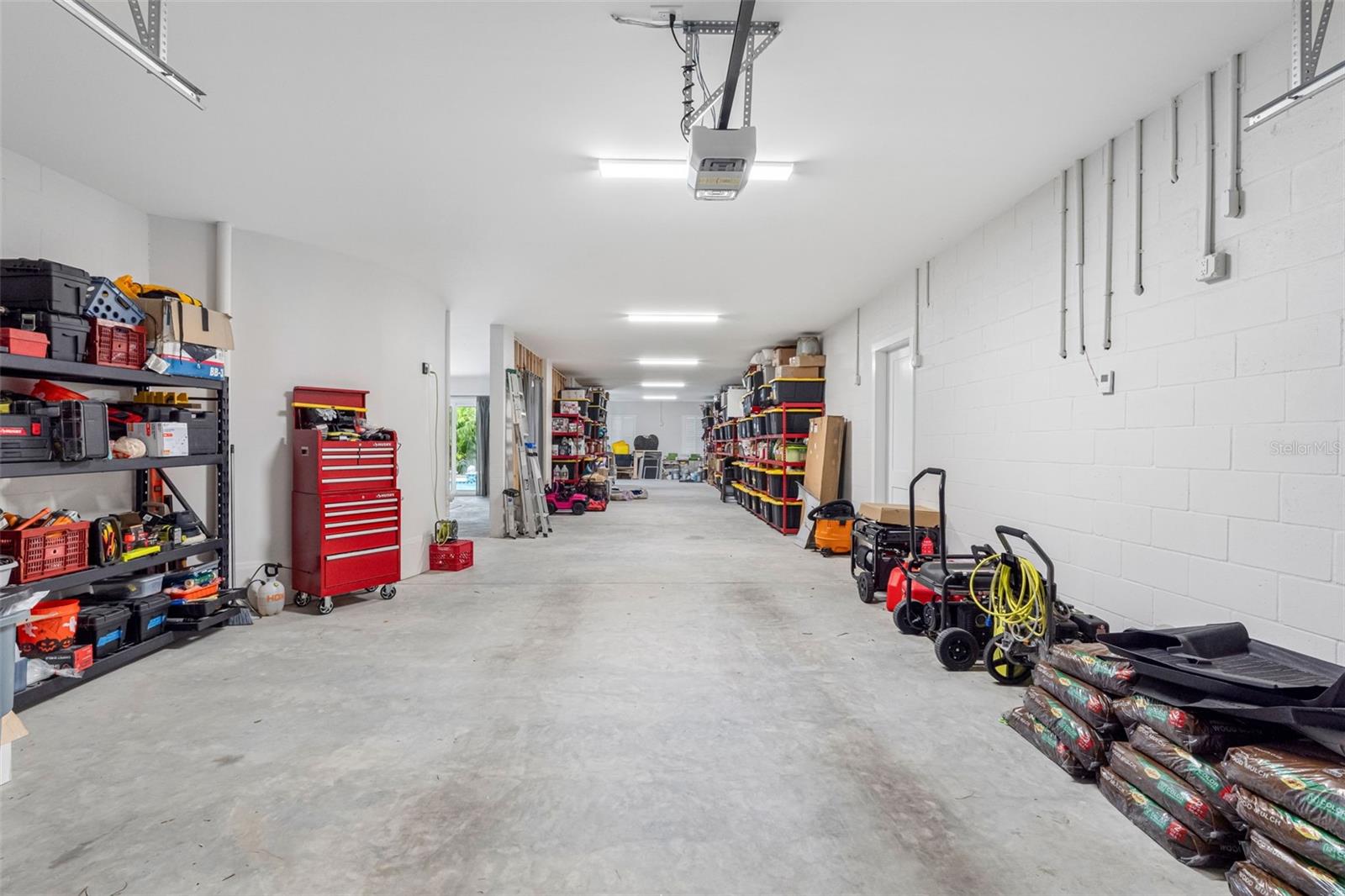 REDINGTON SHORES YACHT & TENNIS CLUB - Residential