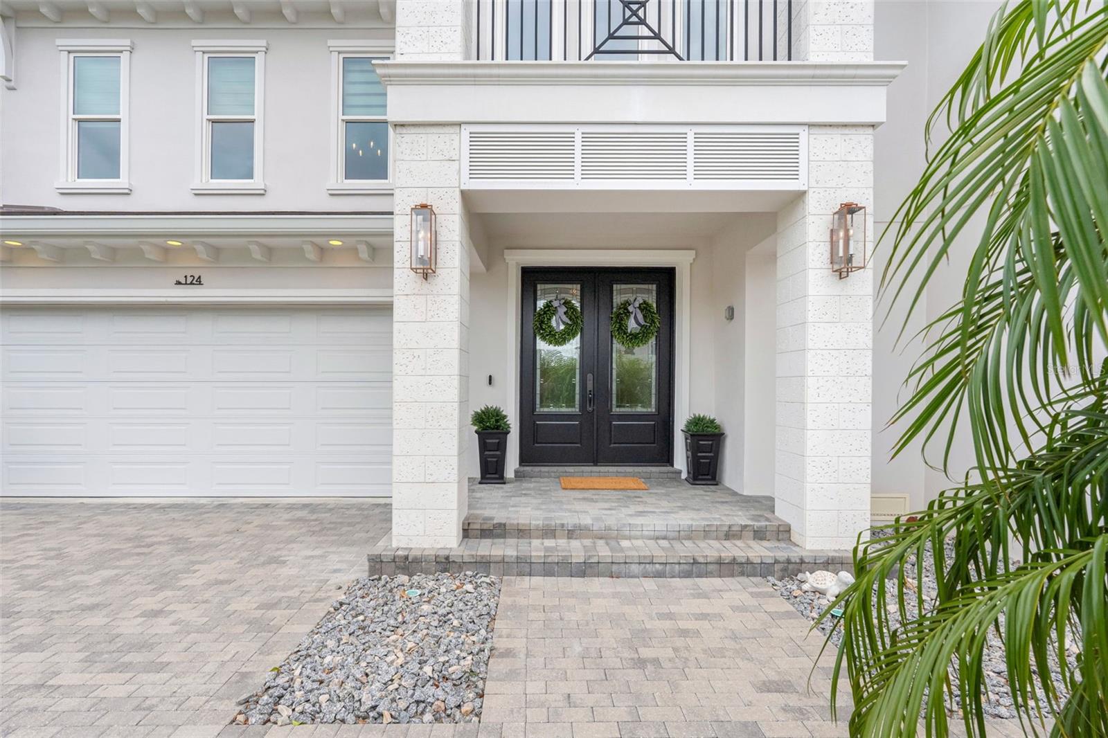 REDINGTON SHORES YACHT & TENNIS CLUB - Residential