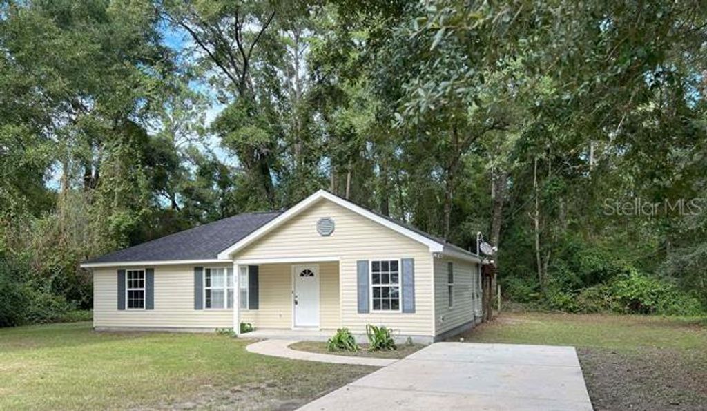 Photo of 29 Chippewa Road, Crawfordville, FL 32327 (MLS # GC537516)