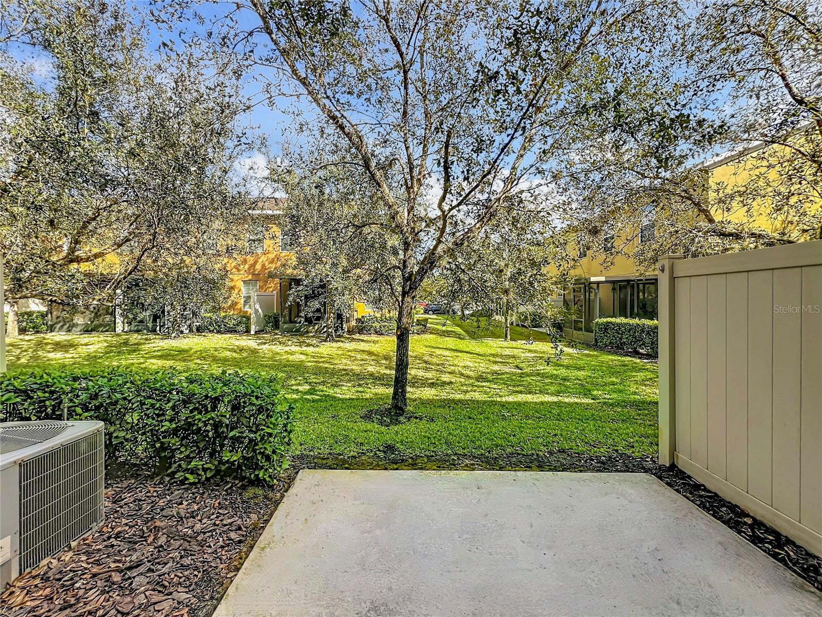 CLAYTON CROSSING TWNHMS SECOND AMD - Residential