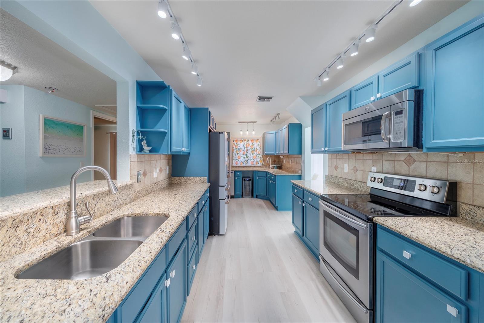 MINNEOLA - Residential