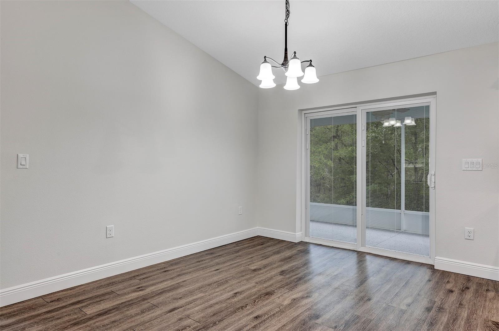 CITRUS SPGS UNIT 04 - Residential