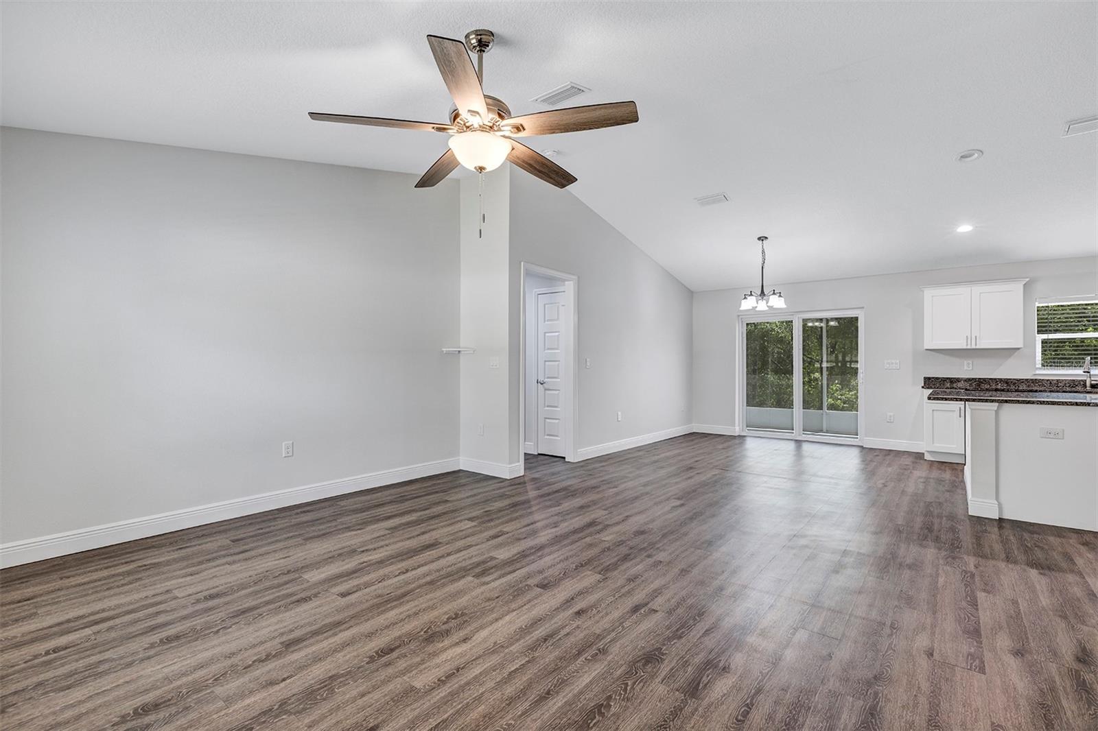 CITRUS SPGS UNIT 04 - Residential