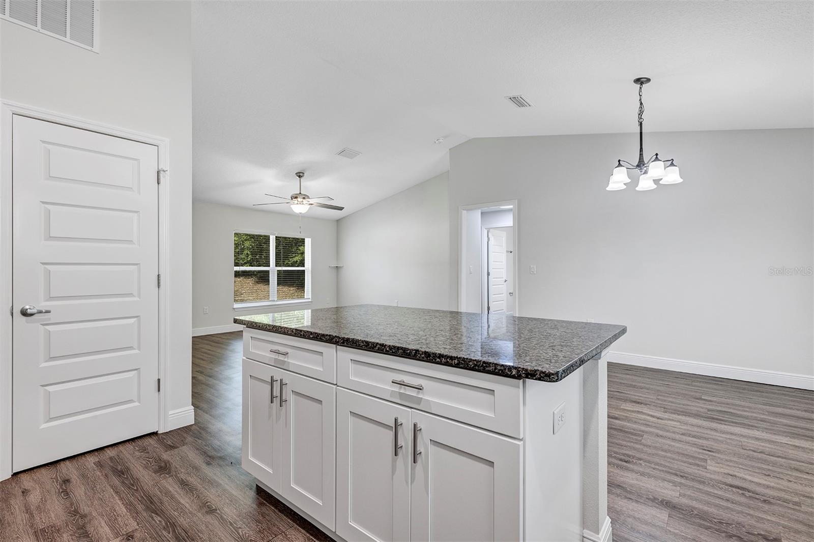 CITRUS SPGS UNIT 04 - Residential