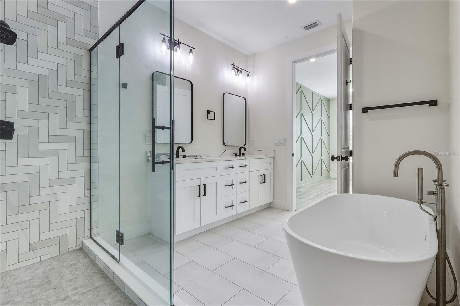 WILLOW TERRACE TWNHMS 8 - Residential Lease