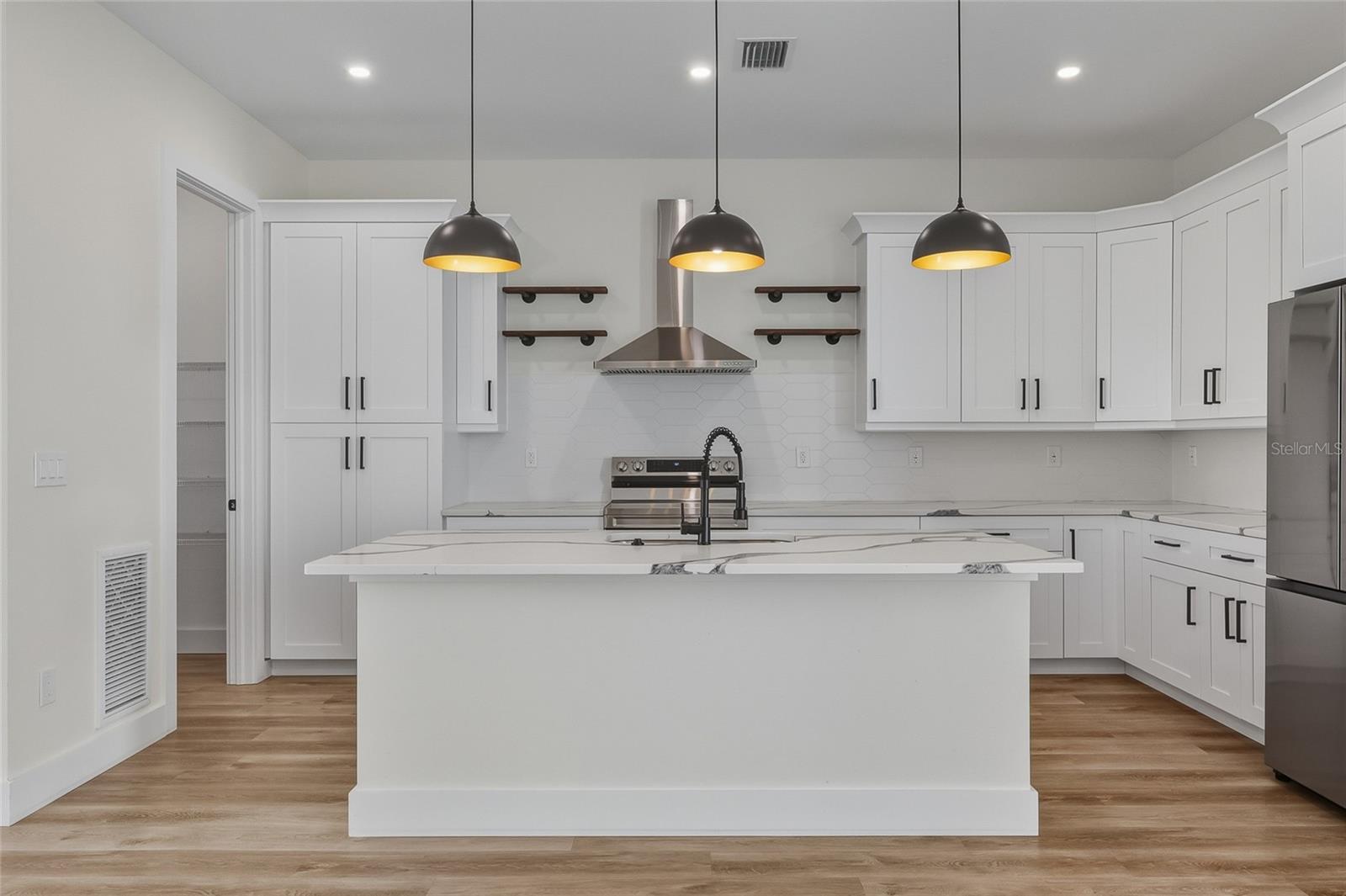 WILLOW TERRACE TWNHMS 8 - Residential Lease