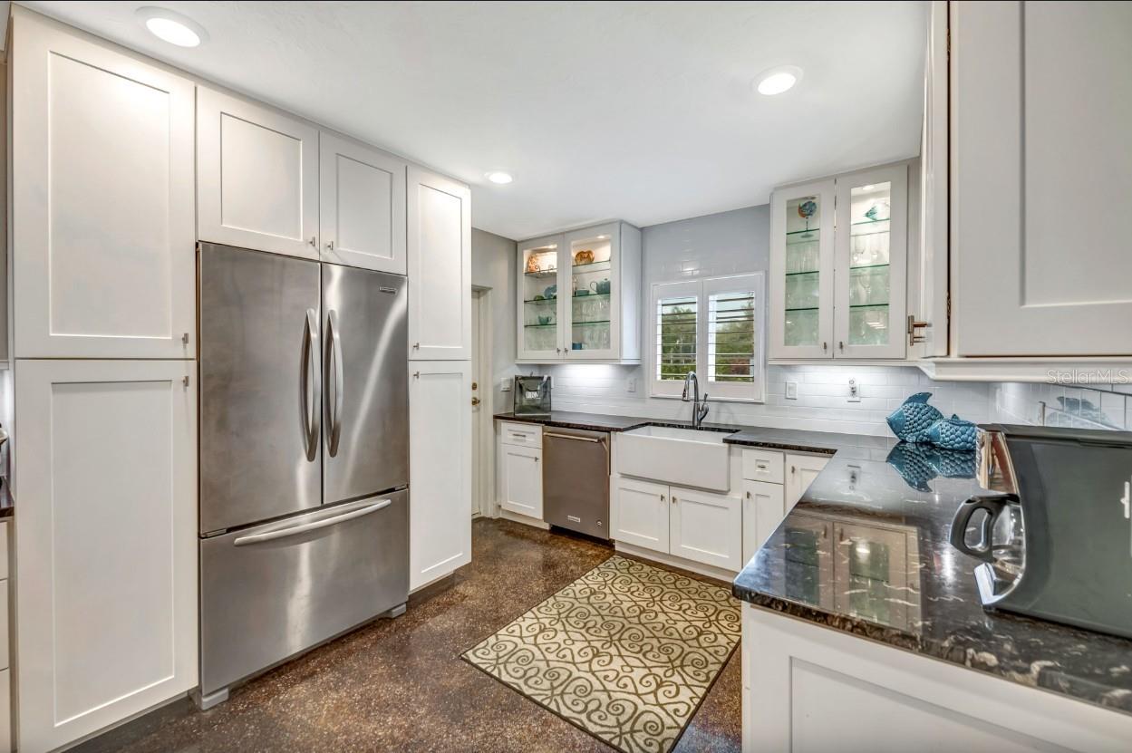 SAINT ARMANDS DIV JOHN RINGLING ESTATES - Residential