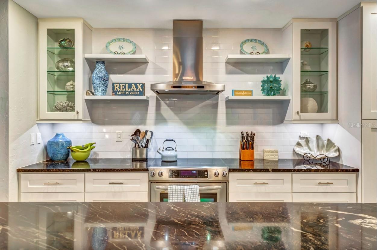 SAINT ARMANDS DIV JOHN RINGLING ESTATES - Residential