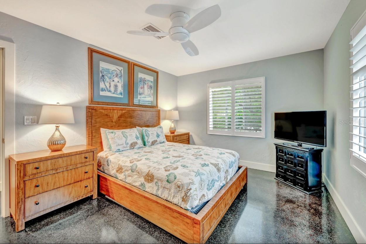 SAINT ARMANDS DIV JOHN RINGLING ESTATES - Residential