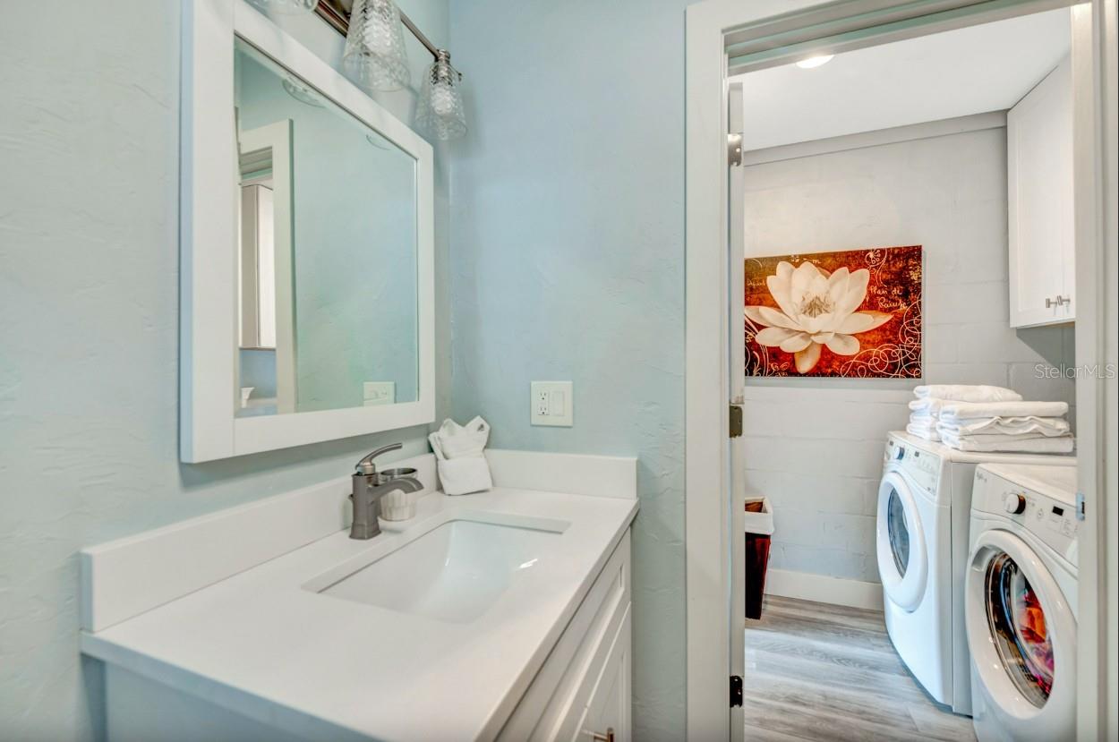 SAINT ARMANDS DIV JOHN RINGLING ESTATES - Residential