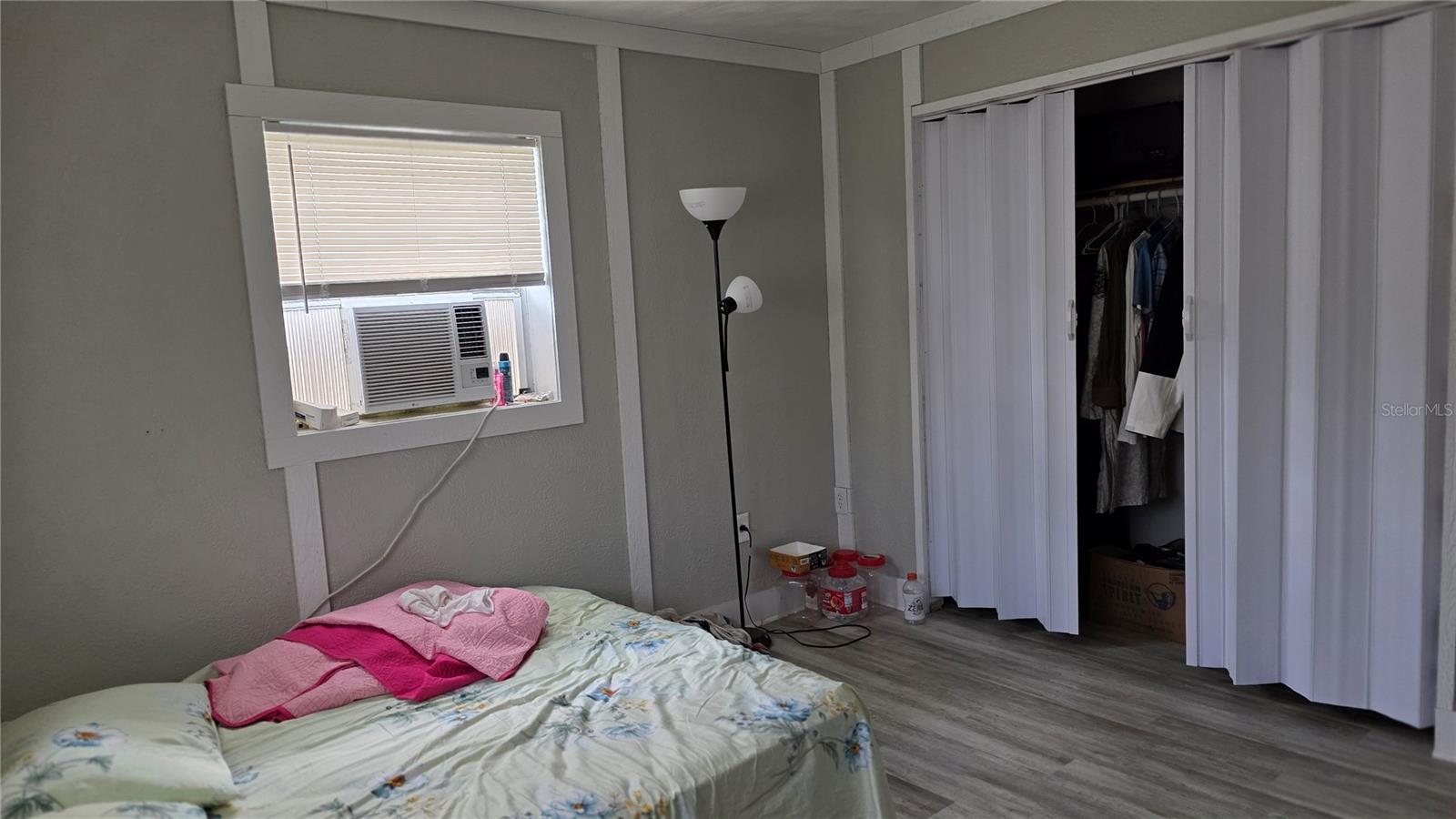 BAY SHORE - Residential