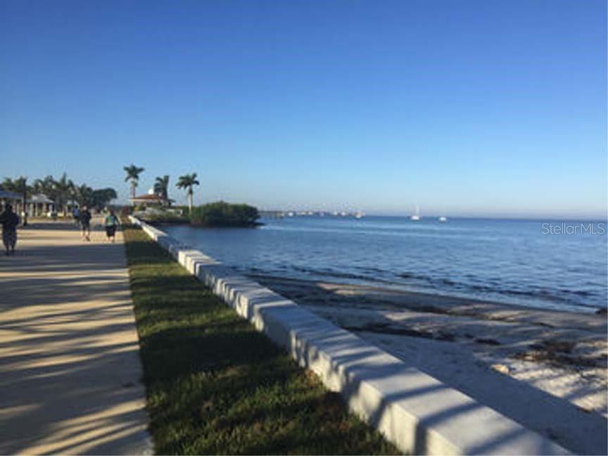 BAY SHORE - Residential