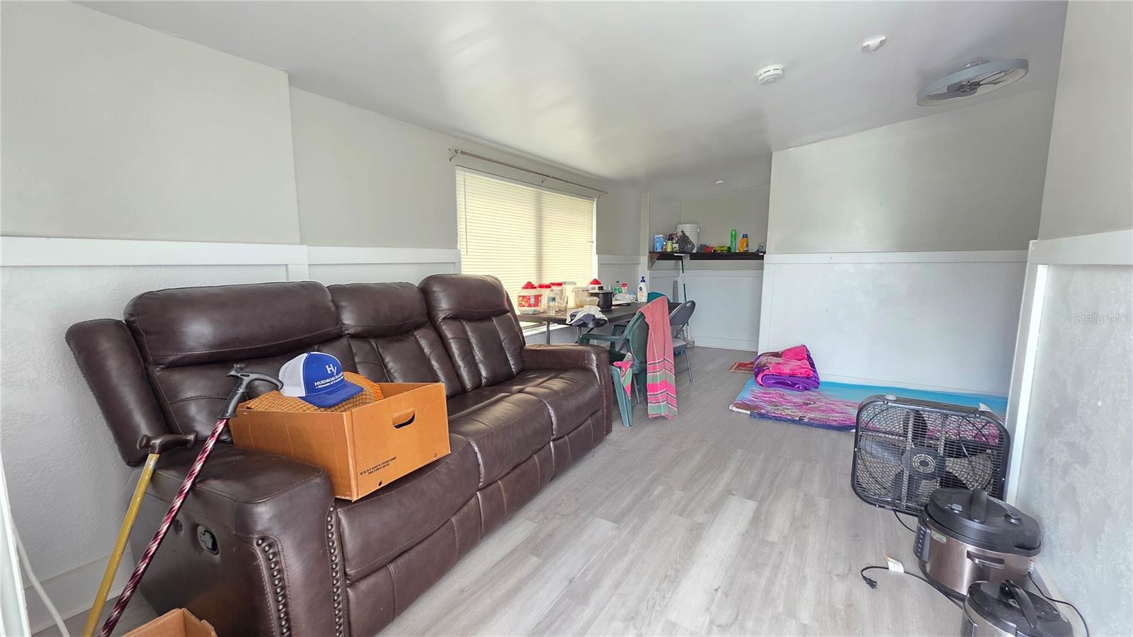 BAY SHORE - Residential