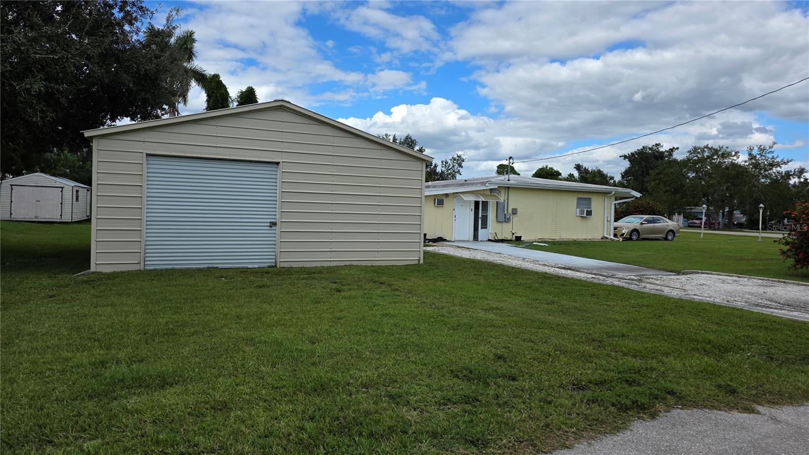 BAY SHORE - Residential