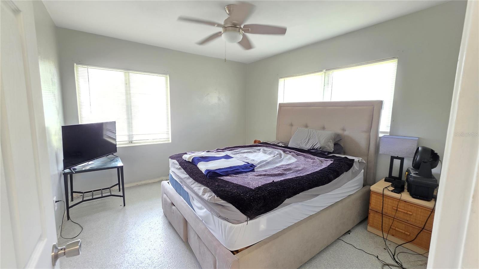 BAY SHORE - Residential