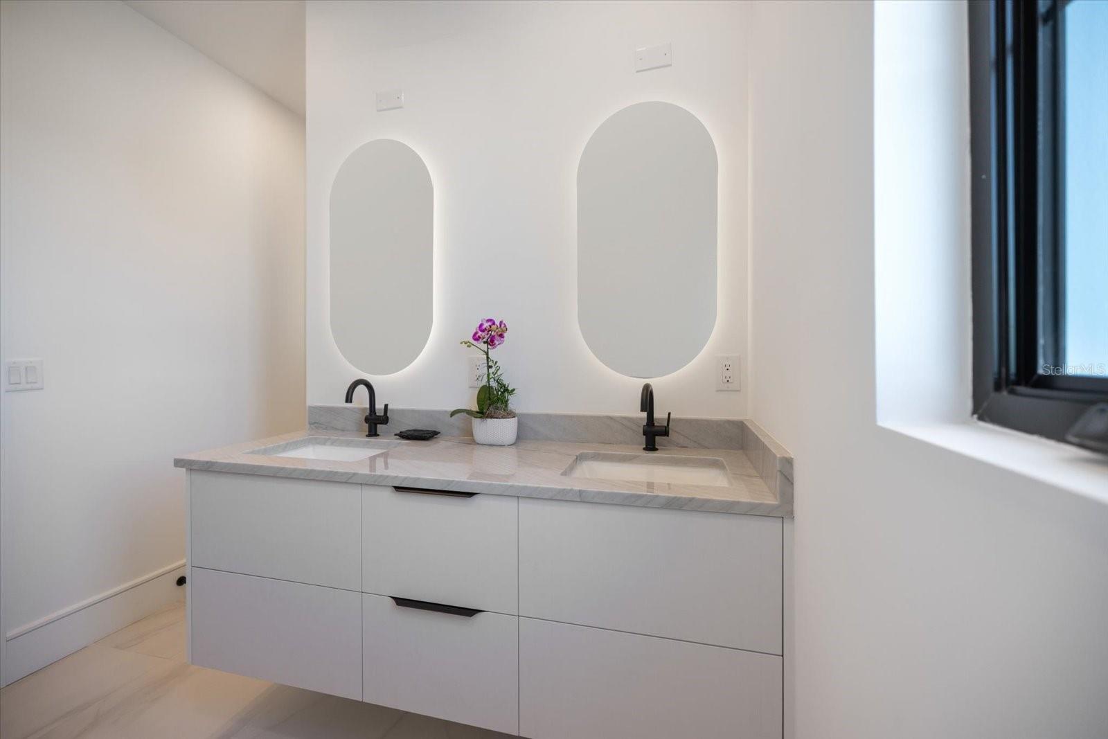 AKIN ACRES - Residential