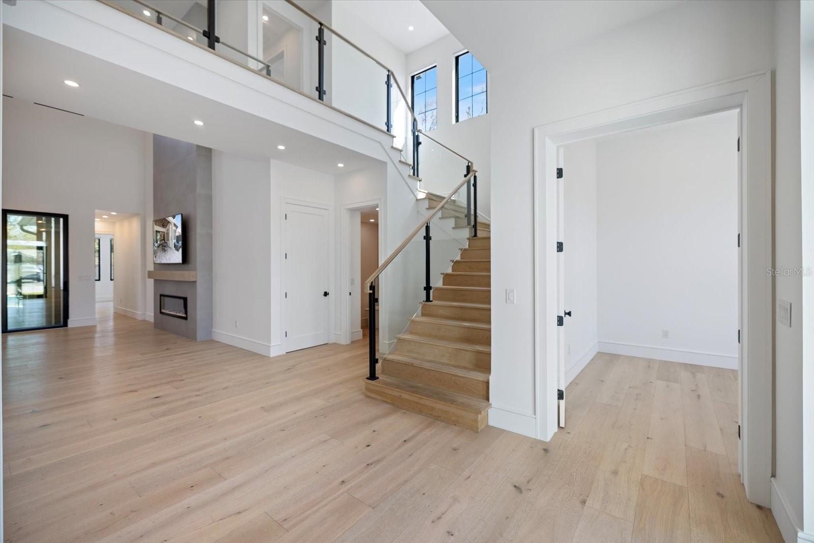 2045 GOLDENROD STREET