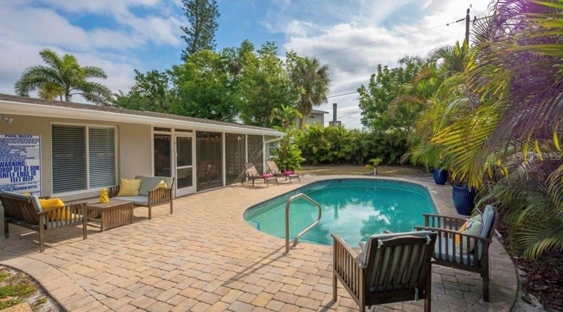 SOUTH GATE - Residential Lease