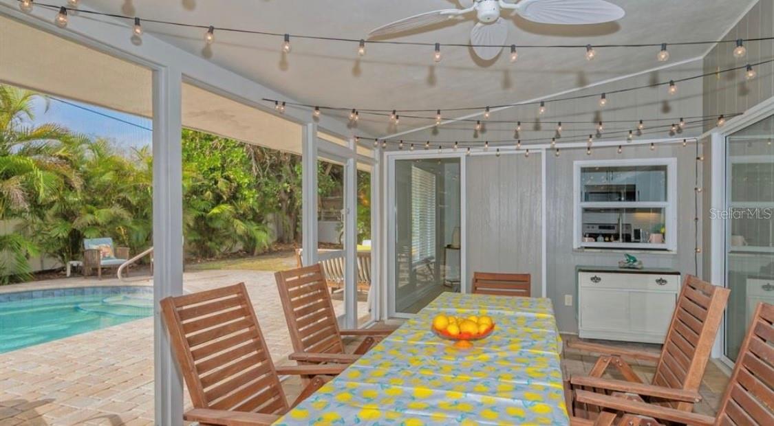 SOUTH GATE - Residential Lease