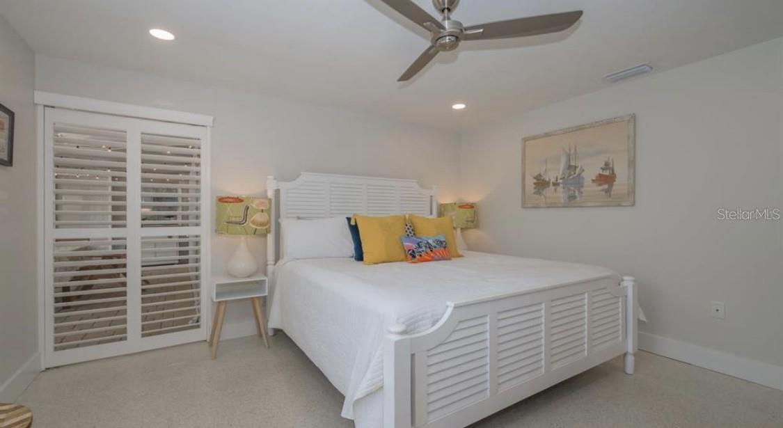 SOUTH GATE - Residential Lease