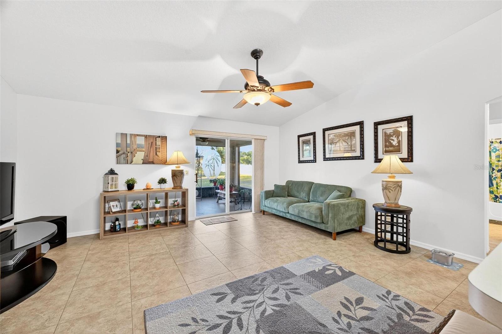 OCALA WATERWAY ESTATE - Residential